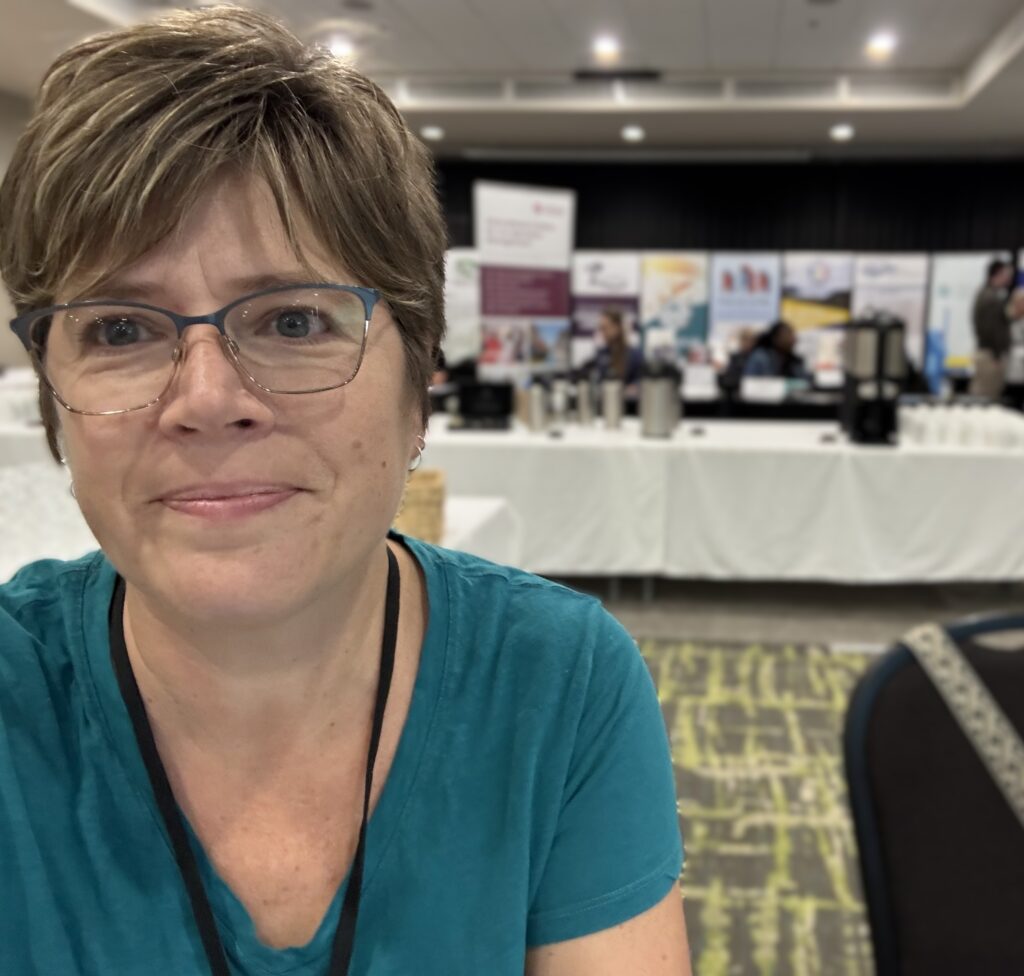 Trish McCourt connecting with other "housers"